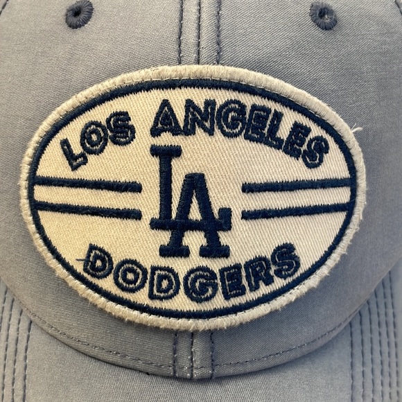 Los Angeles Dodgers Snapback Cap - Picture 2 of 9